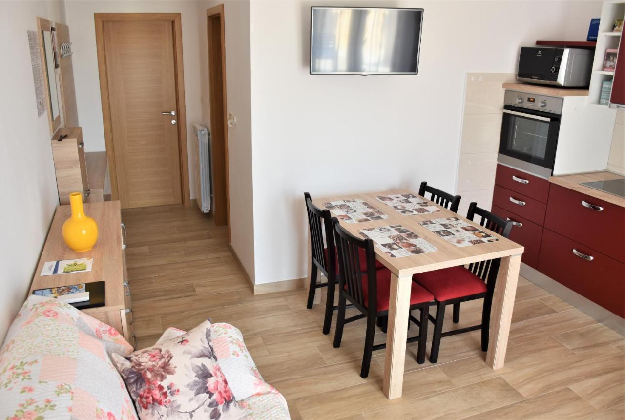 Apartmani Diana Novigrad  Exterior photo